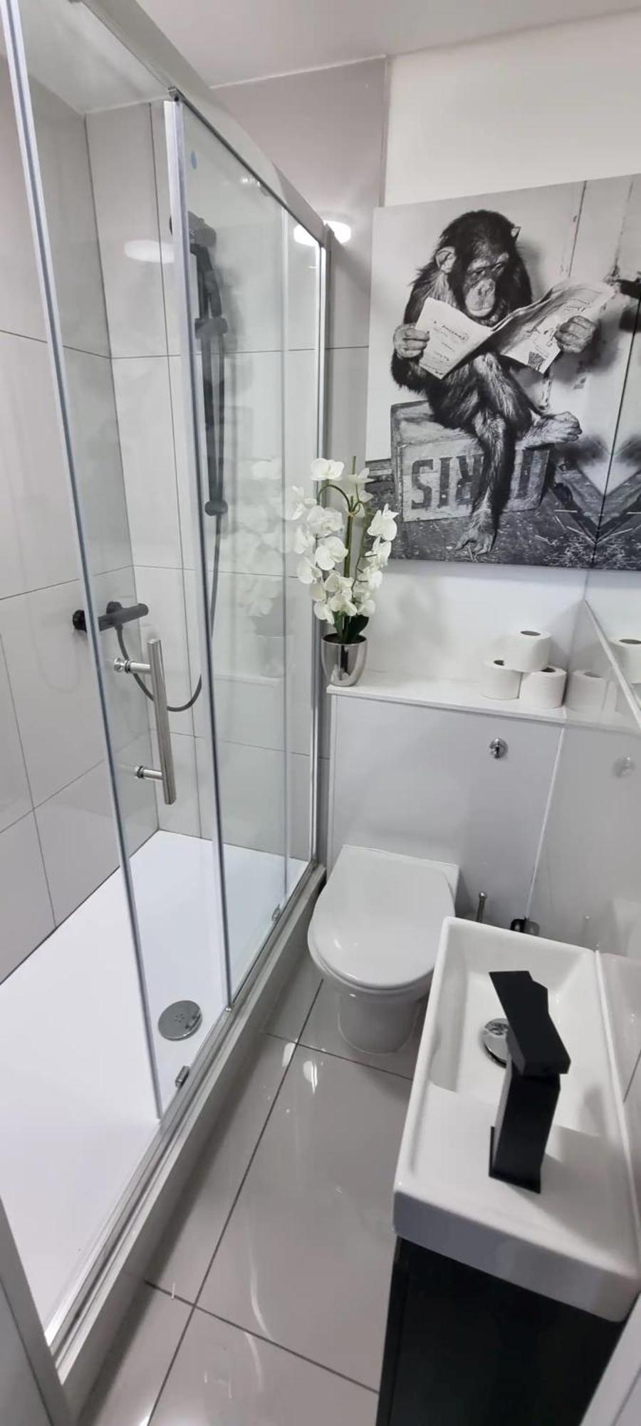 Modern 1bedroom In Center *